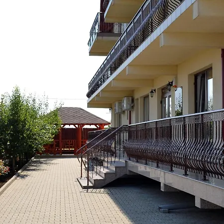 Pensiunea Apollo 3* Costinesti