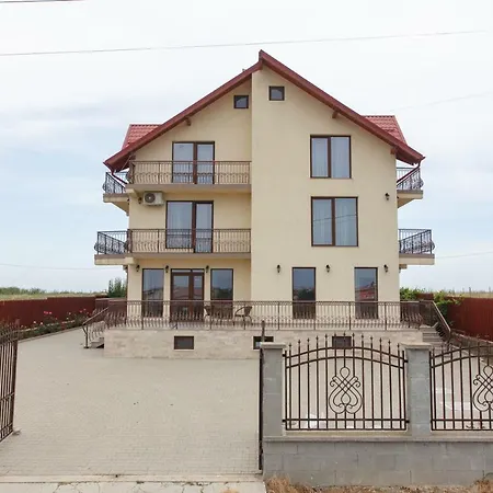 Pensiunea Apollo Guest house *