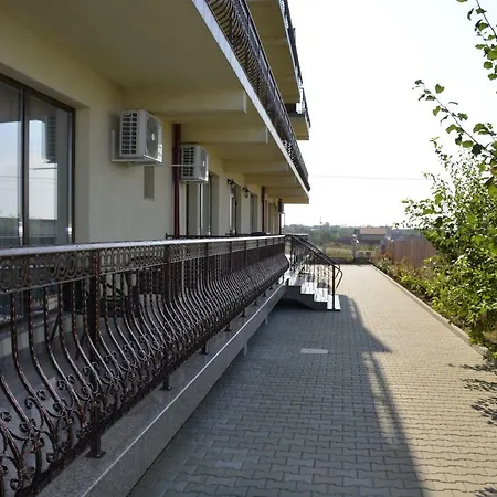 Πανσιόν Pensiunea Apollo Costinești